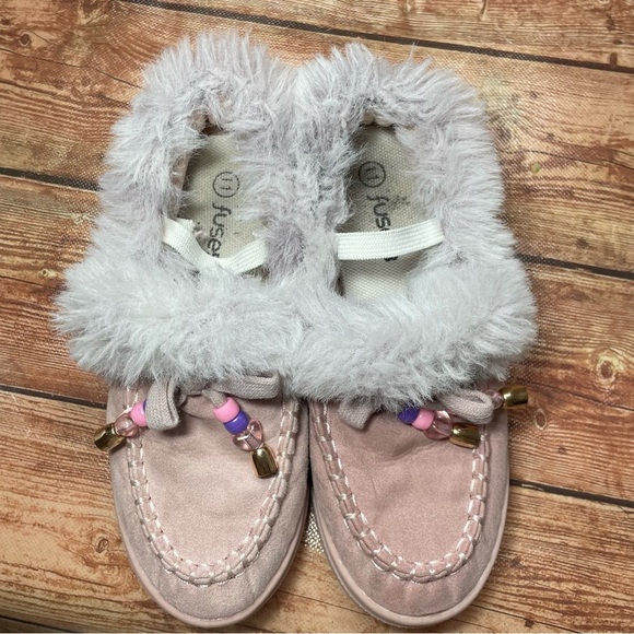 Steve Madden Jhugz Faux Fur Trim Slip-On Slippers Girl's Size 13 Pink Blush - Picture 7 of 13